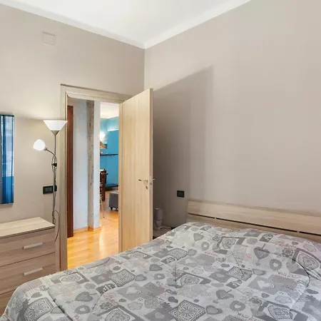 Di Andrea E Carlotta *