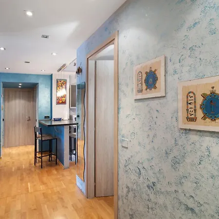 Di Andrea E Carlotta アパート アルベンガ